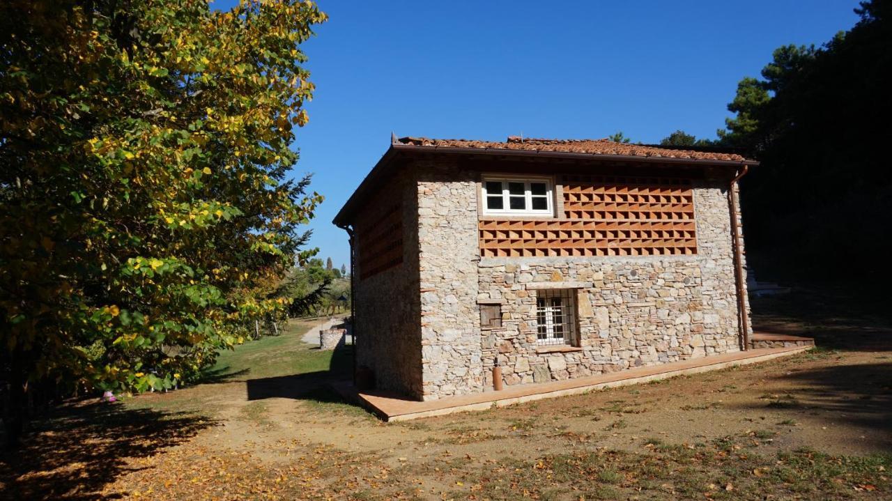 דירות לוקה Agriturismo Le Vallilunghe מראה חיצוני תמונה